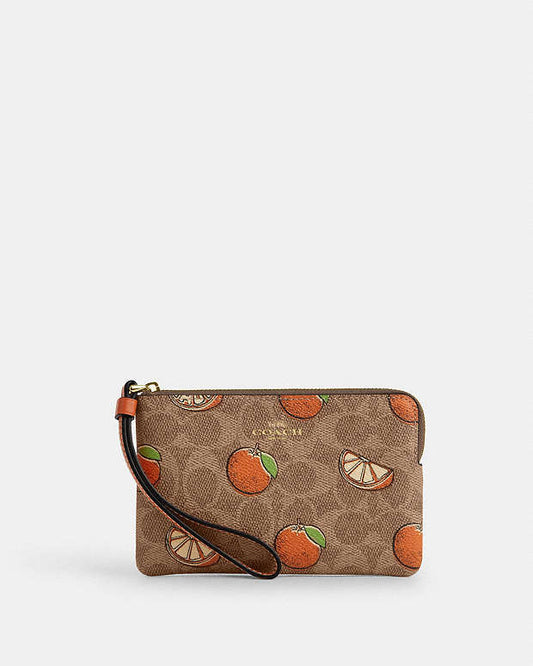 Corner zip wristlet