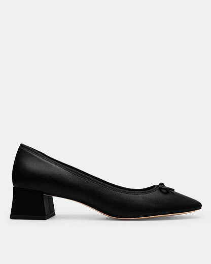 Ava Pumps